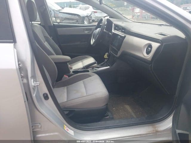 2017 TOYOTA COROLLA LE 5