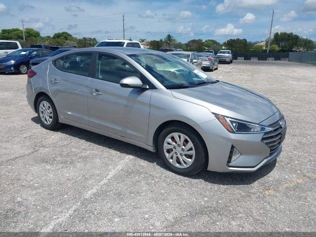 2020 HYUNDAI ELANTRA SE 1