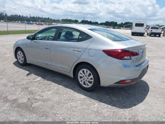 2020 HYUNDAI ELANTRA SE 3