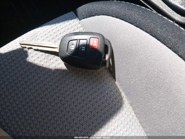 2018 TOYOTA RAV4 XLE 11