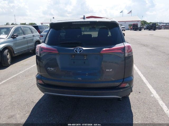 2018 TOYOTA RAV4 XLE 16