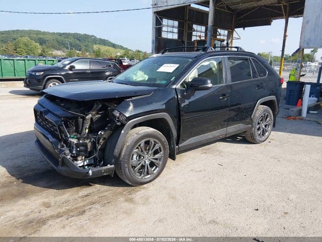 2025 TOYOTA RAV4 HYBRID XLE PREMIUM 2