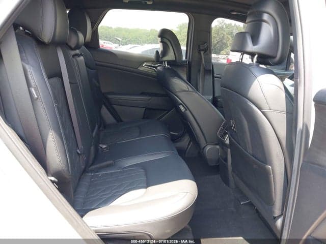 2024 KIA SPORTAGE X-LINE 8
