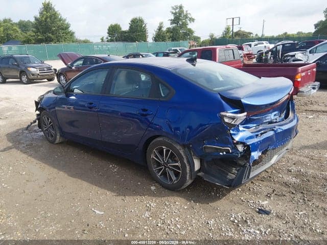 2023 KIA FORTE LXS 3