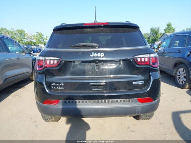 2022 JEEP COMPASS LATITUDE 4X4 17
