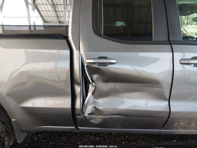 2019 CHEVROLET SILVERADO 1500 RST 18
