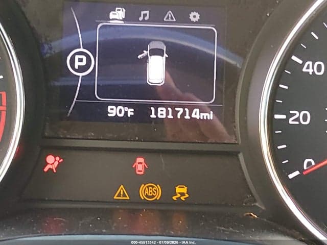 2017 KIA SEDONA LX 15