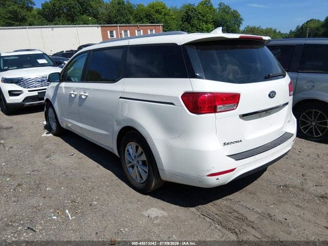 2017 KIA SEDONA LX 3