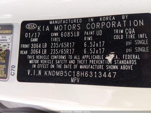 2017 KIA SEDONA LX 9