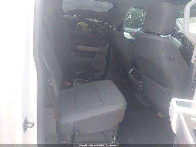 2024 FORD F-150 XLT 8