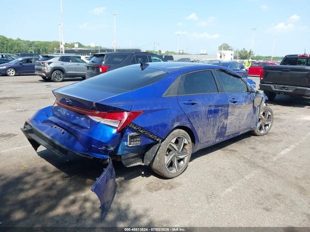 2023 HYUNDAI ELANTRA SEL 4