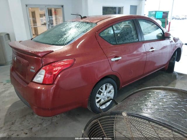 2017 NISSAN VERSA 1.6 SV 4