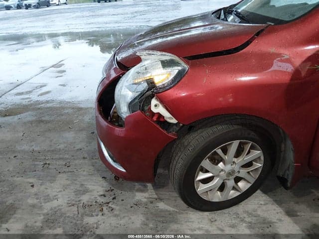 2017 NISSAN VERSA 1.6 SV 6