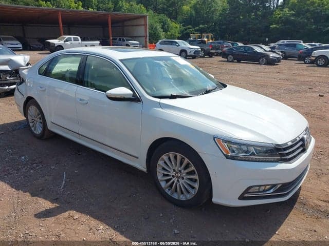 2016 VOLKSWAGEN PASSAT 1.8T SE