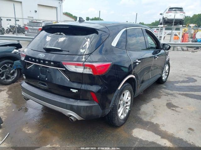 2020 FORD ESCAPE SE 4