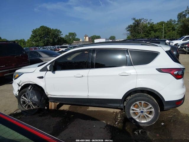 2017 FORD ESCAPE SE 14