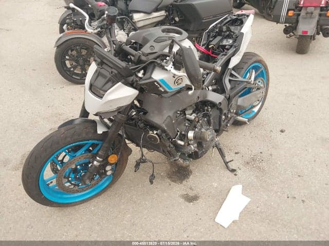 2025 YAMAHA MT09 2