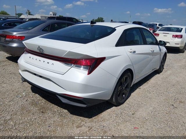 2021 HYUNDAI ELANTRA SEL 4