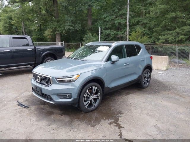 2020 VOLVO XC40 T5 INSCRIPTION 2