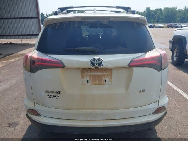 2018 TOYOTA RAV4 LE 17