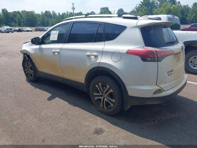 2018 TOYOTA RAV4 LE 3