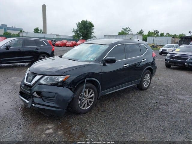 2017 NISSAN ROGUE SV 2
