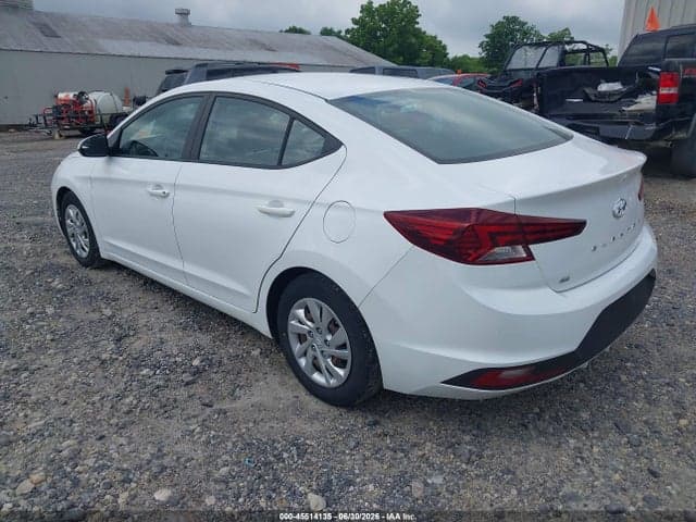 2020 HYUNDAI ELANTRA SE 3