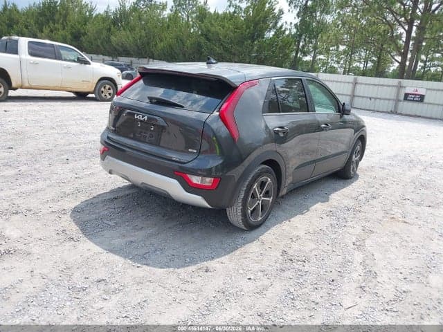 2025 KIA NIRO LX 4