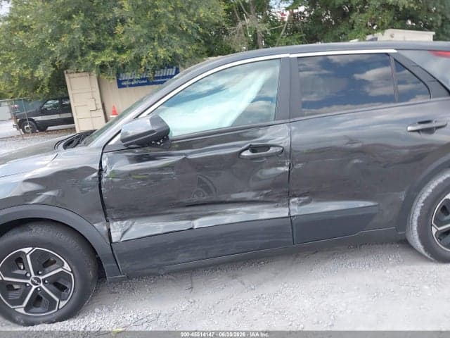 2025 KIA NIRO LX 6