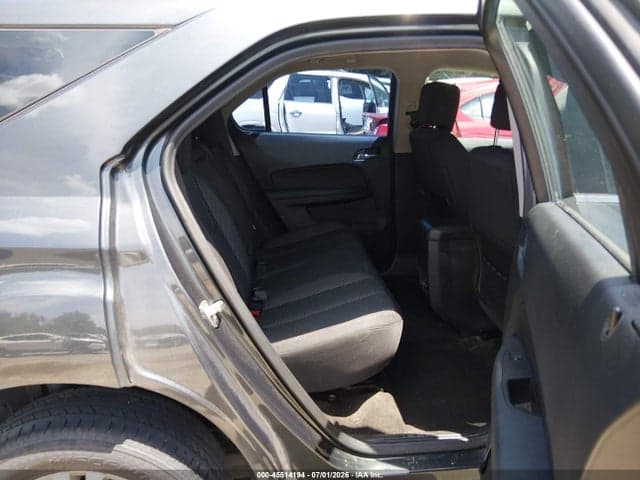 2017 CHEVROLET EQUINOX LS 8