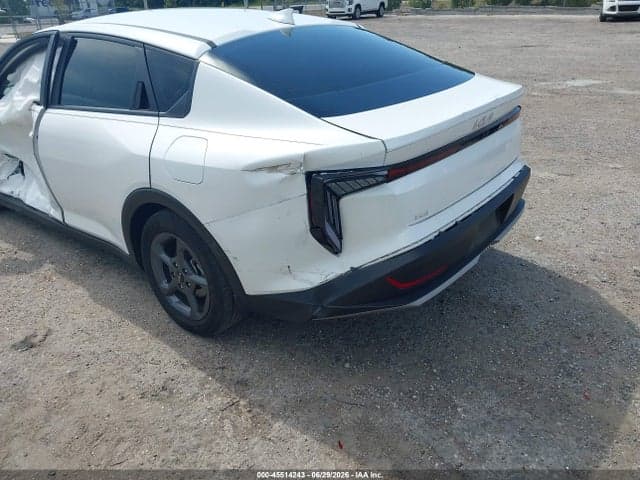 2025 KIA K4 LXS 6