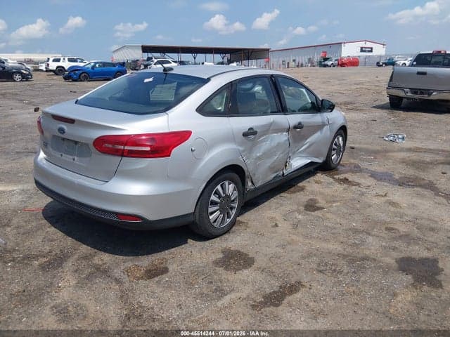 2017 FORD FOCUS S 4