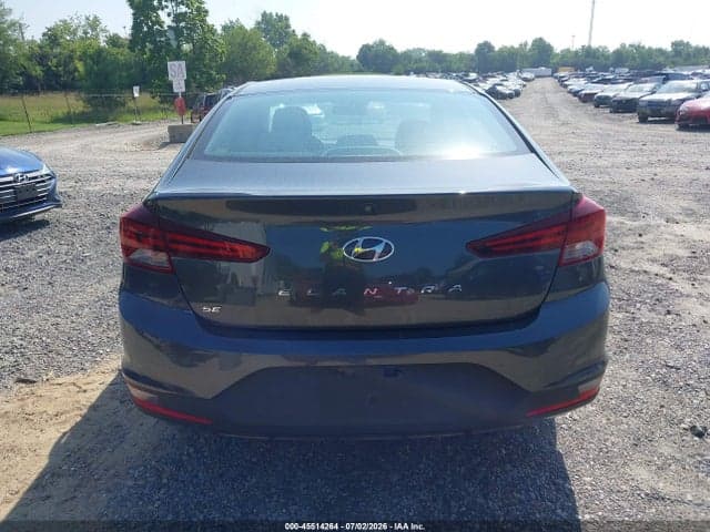 2020 HYUNDAI ELANTRA SE 17