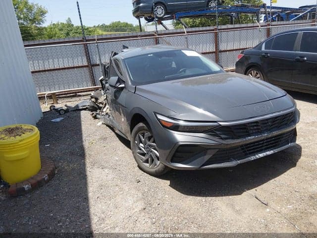 2024 HYUNDAI ELANTRA SEL 1