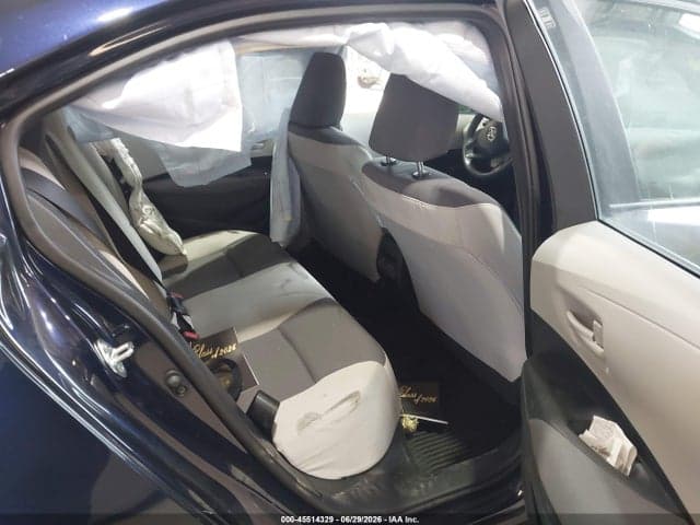 2025 TOYOTA COROLLA LE 8