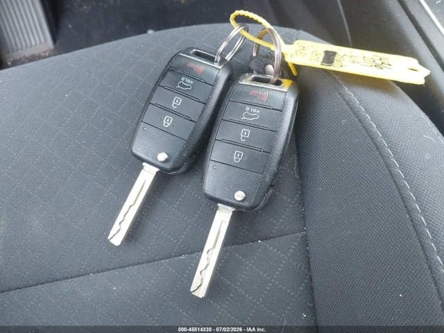 2017 KIA SORENTO 2.4L LX 11