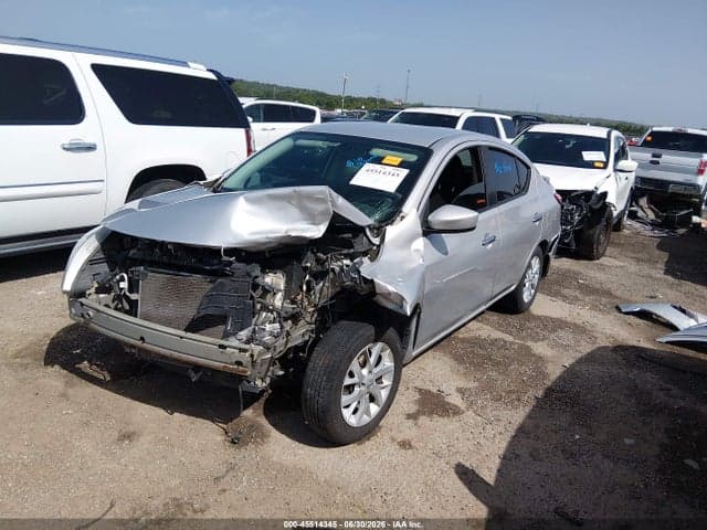 2018 NISSAN VERSA 1.6 SV 2