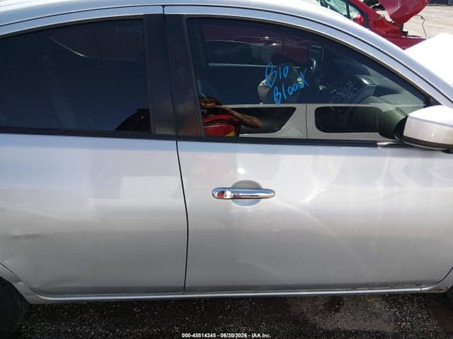 2018 NISSAN VERSA 1.6 SV 13