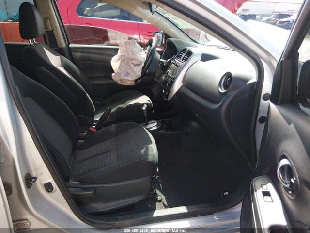 2018 NISSAN VERSA 1.6 SV 5