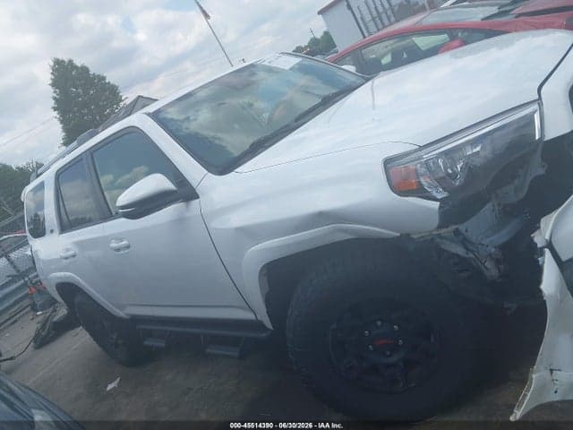2022 TOYOTA 4RUNNER 13