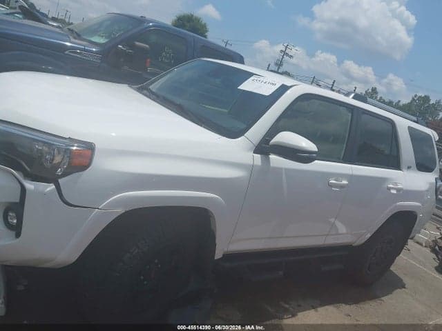 2022 TOYOTA 4RUNNER 14