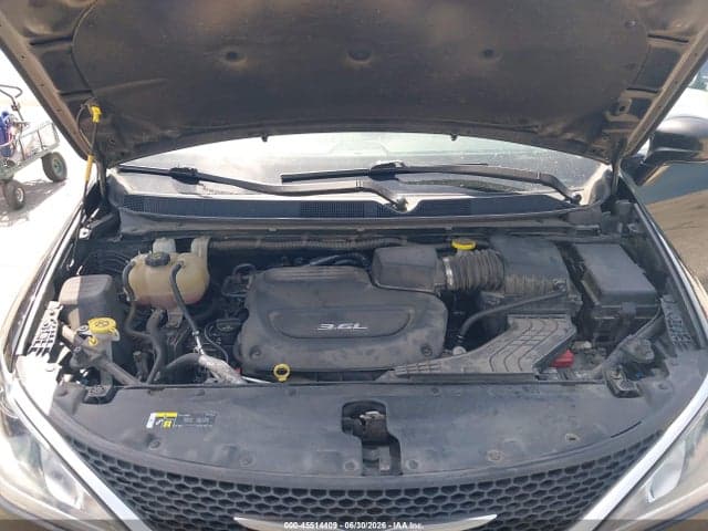 2018 CHRYSLER PACIFICA TOURING L 10