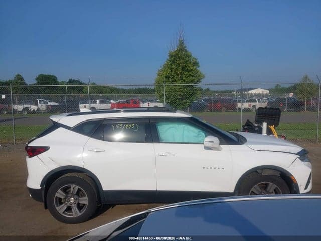2019 CHEVROLET BLAZER 13