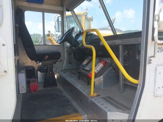 2019 FORD F-59 COMMERCIAL STRIPPED 5