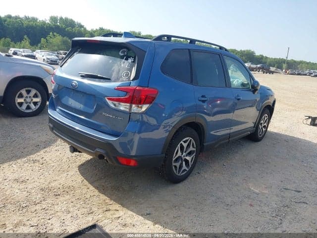 2023 SUBARU FORESTER PREMIUM 4