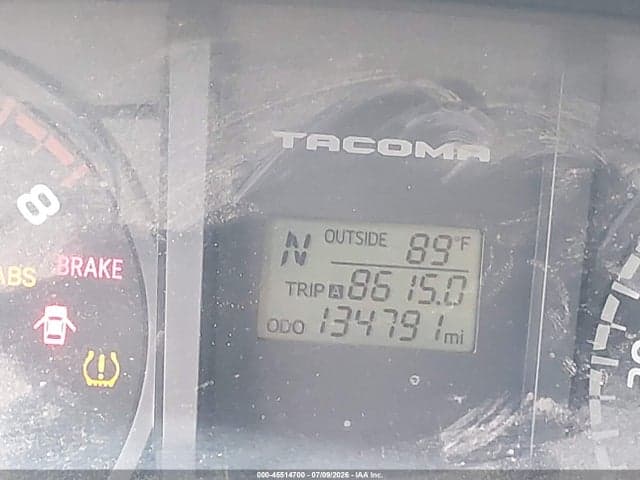2017 TOYOTA TACOMA SR 15