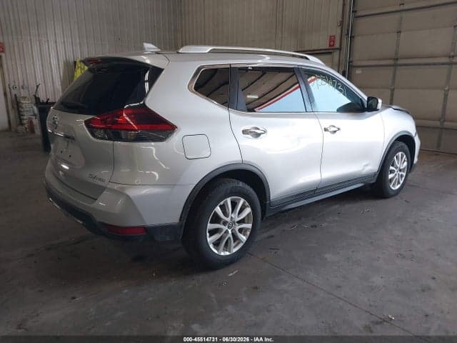 2018 NISSAN ROGUE SV 4