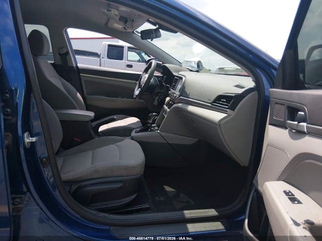 2020 HYUNDAI ELANTRA SEL 5