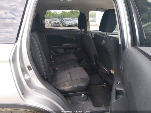 2018 MITSUBISHI OUTLANDER SE 8