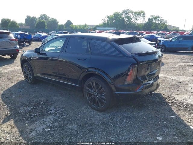 2025 CADILLAC OPTIQ SPORT 2 AWD 3